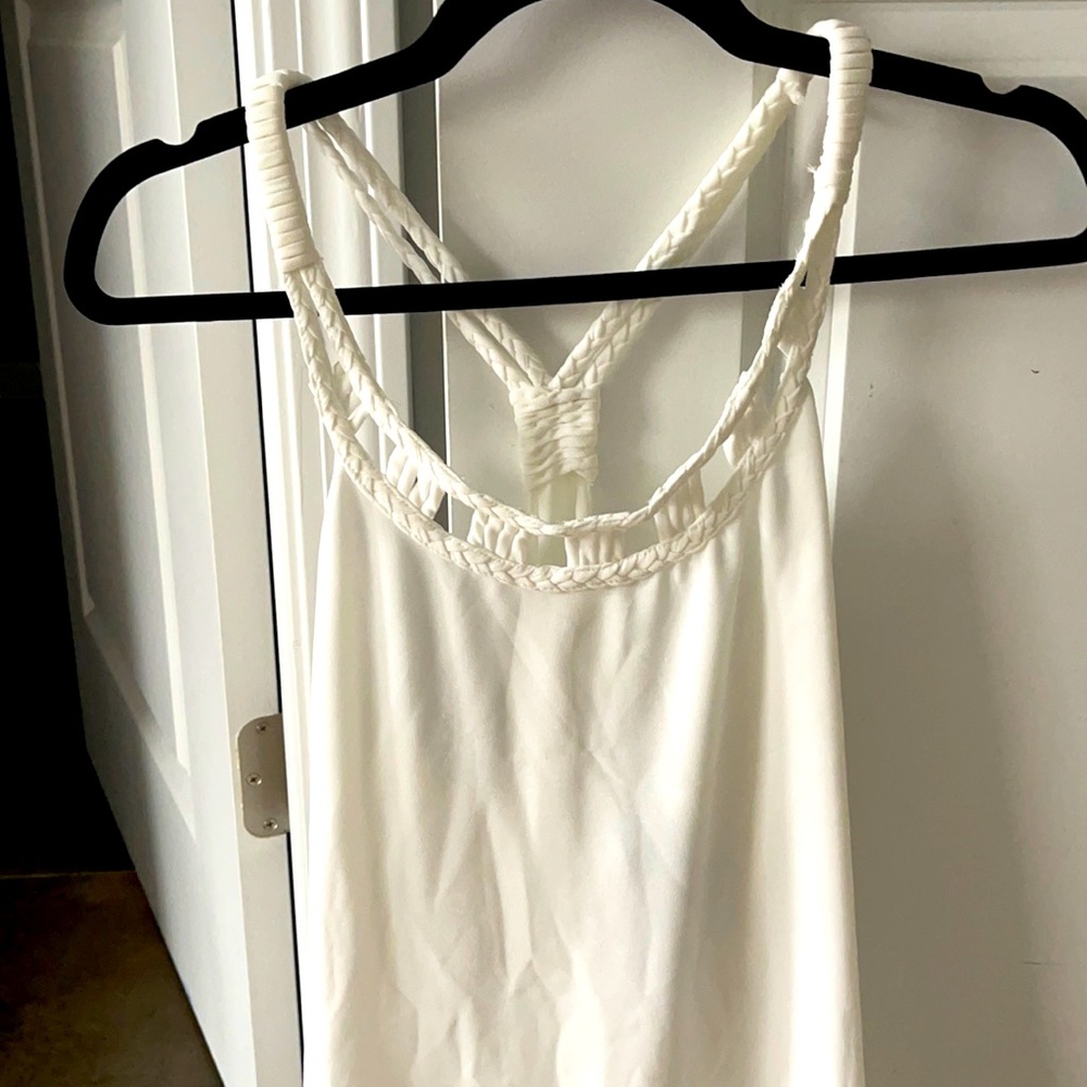 White tank
